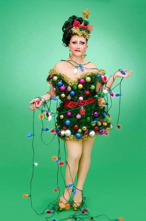 BenDeLaCreme Christmas Lights Costume, Christmas Queen Costume, Ridiculous Christmas Outfits, Crazy Christmas Costumes, Christmas Burlesque Costume, Christmas Burlesque, Drag Queen Christmas, Wanna Kiss, Christmas Shoot