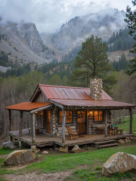 Little Cabin In The Woods, Mountain Cabins, Log Cabin Rustic, Dream Farmhouse, Forest Cottage, Small Log Cabin, Farmhouse Garden, Cabin Living, Log Cabin Homes