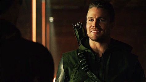 gif imagines from the arrowverse :) #fanfiction #Fanfiction #amreading #books #wattpad Flash Arrow, American Series, Superman Lois, Dc Legends Of Tomorrow, Oliver Queen, Stephen Amell, Green Arrow, Smallville, Comic Book Heroes