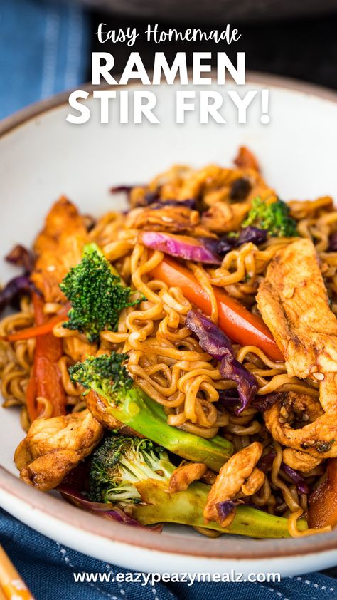 Chicken Ramen Stir Fry - Easy Peasy Meals Chicken Ramen Stir Fry, Easy Chicken Ramen, Ramen Noodle Stir Fry, Chicken Ramen Noodle Recipes, Chicken Stir Fry With Noodles, Weekday Recipes, Ramen Stir Fry, Easy Ramen, Noodle Stir Fry