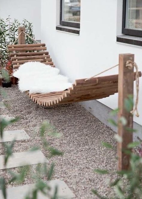 Outdoor Bed Ideas, Backyard Hammock, Diy Outdoor Furniture Plans, Diy Pallet Furniture Outdoor, Outdoor Furniture Plans, Outdoor Patio Chairs, Front Yard Landscaping Simple, Have Inspiration, Outdoor Furniture Cushions