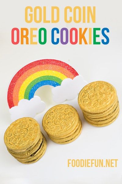 Gold Coin Oreo Cookies + Printable Rainbow Treat Bag Topper Gold Oreo Cookies, Gold Oreos, Apple Treats, Rainbow Treats, Apple Treat, Treat Toppers, Scottish Recipes, Gold Spray, Bag Topper