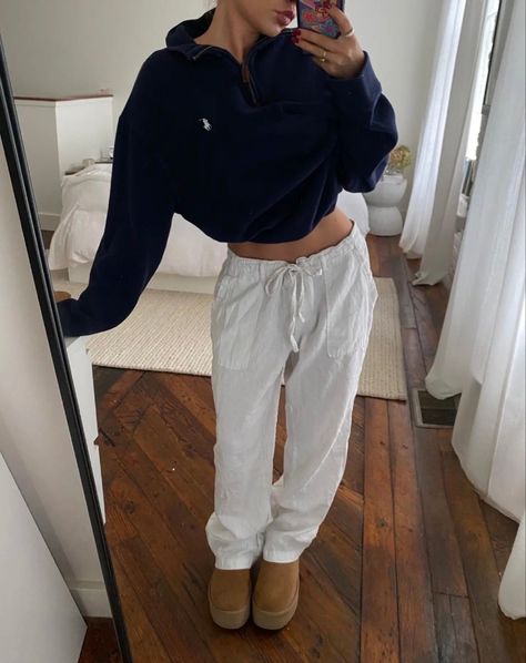 Uggs Outfits, Estilo Indie, Skandinavian Fashion, Uggs Outfit, Outfit Inspo Casual, Stockholm Style, Stockholm Fashion, Foto Ideas Instagram, American Beauty