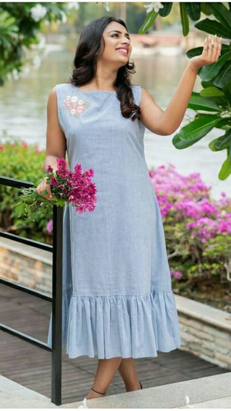 Frilled Kurti Design, Frock Patterns Womens, Embroidery Frocks For Women, Simple Frock For Women, Trendy Frocks For Women, Aline Frocks For Women, Square Neck Kurti, Kurti Tunics, Cotton Frocks For Women