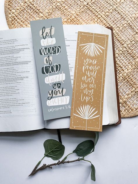 Bookmarks Diy Bible, Diy Bible Bookmarks, Bible Bookmarks Diy, Bookmark Bible Verse, Bookmarks With Quotes, Bible Accessories, Bible Verse Bookmarks, Bible Gifts, Christian Bookmarks