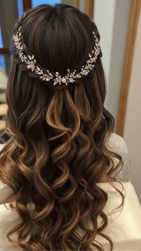 Bridesmaid Hairstyles Natural Curls, Short Curly Prom Hairstyles, Curly Hair For Prom, Prom Hairstyles Curly Hair Natural Curls, Natural Curls Wedding Hair, Prom Curly Hairstyles, Curly Prom Hairstyles, Prom Hairstyles Curly Hair, Easy Prom Hairstyles