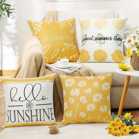 spring/summer pillow cover case, 4 daisy throw pillow covers, indoor/outdoor home decoration Blue Yellow Bedrooms, Sunshine Pillow, Daisy Pillows, Outdoor Home Decor, Summer Pillows, Sunflower Yellow, Yellow Bedroom, Yellow Daisy, Outdoor Home