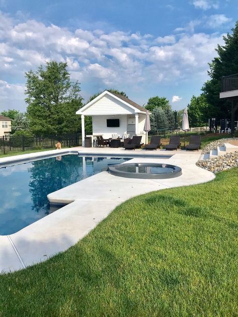 Sterling Shore All Over Pattern* – Merlin Industries Pool Privacy, Privacy Hedges, Privacy Hedge, Vinyl Pool, Pool Liner, Pool Liners, Water Effect, All Over Pattern, Hedges