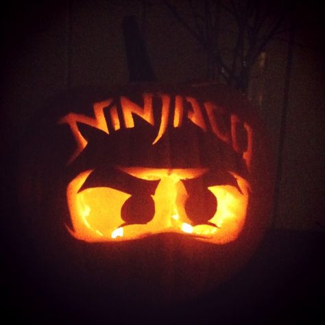 Lego ninjago pumpkin carving Ninjago Pumpkin, Ninja Pumpkin, Kids Pumpkin Carving, Lego Pumpkin, Halloween Toddler Party, Pumkin Decoration, Halloween Pumpkin Stencils, Lego Halloween, Pumkin Carving