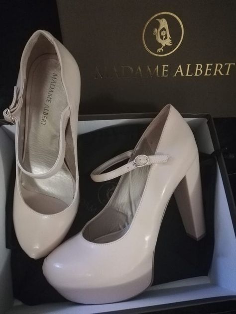 Coquette Aesthetic Clothes, Story Script, Pretty Heels, Dr Shoes, Cute Shoes Heels, Fancy Shoes, Cute Heels, Shoe Inspo, Girly Shoes