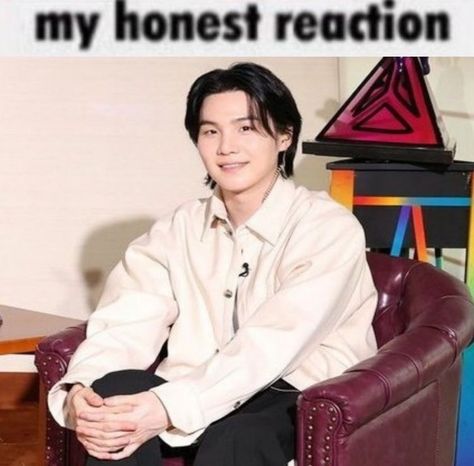 Yoongi Funny, My Honest Reaction, Honest Reaction, Seo Changbin, Bts Reactions, Bad Romance, Yang Jeongin, Memes Kpop, Min Suga