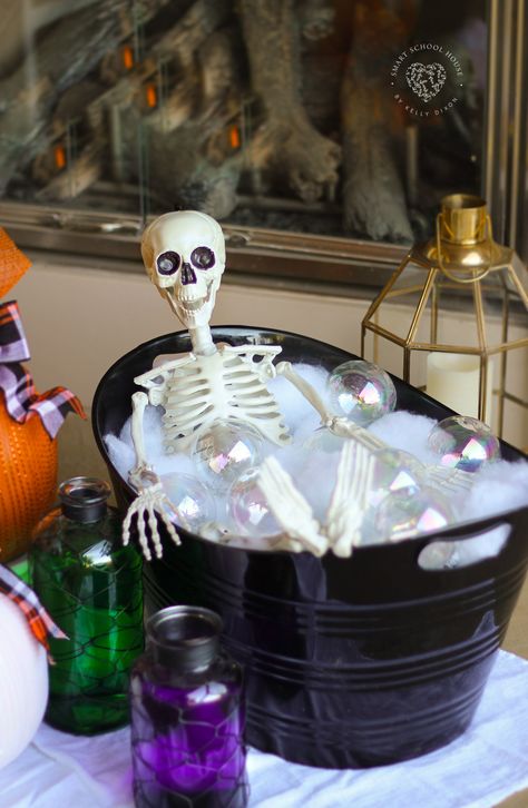 Skeleton Bubble Bath - Skeletons like bubble baths too! #SkeletonBubbleBath #HalloweenDecorations #DIYHalloween Paper Turkeys, Corn Craft, Dryer Duct, Paper Turkey, Spooky Halloween Crafts, Vent Duct, Easy Diy Halloween Decorations, Pot Belly, Thanksgiving Craft