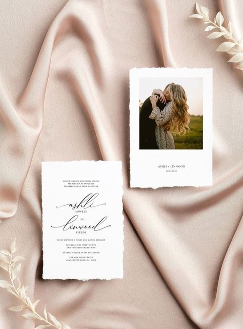 Wedding Invitations Creative, Invitation Photography, Christmas Wedding Themes, Wedding Invitation Styles, Wedding Invitation Trends, Simple Wedding Invitation, Elegant Wedding Stationery, Invitation Maker, Creative Wedding Photo