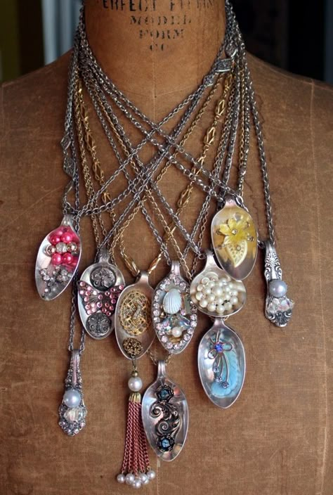 Mitzismiscellany_spoon_pendants2 I bet these could be DIY with flea market spoons and old jewelry bits!