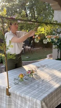 I bought this over the table rod last Fall and have greatly enjoyed styling it through the seasons. It’s such a fun way to elevate a dining experience by allowing endless creative possibilities! I found these cute little hanging jars which are perfect for little florals, tea lights, a goldfish….🤭(please don’t) Comment LINK for links to the rod and accessories to be sent to your inbox. 🤗Facebook friends: Here’s the link https://liketk.it/4zNOz PS: Stay tuned for the rest of my Easter tab... Over The Table Rod, Garden Kitchens, Flower Swag, Hanging Jars, Outdoor Table Decor, Creative Napkins, Deco Champetre, Spring Table Decor, Tafel Decor