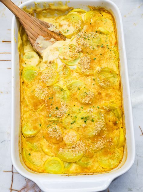 Healthy Squash Casserole Clean Eating, Dairy Free Squash Casserole, Ww Squash Casserole, Low Calorie Squash Casserole, Gluten Free Squash Casserole, Squash Casserole Dairy Free, Yellow Squash Casserole Healthy, Squash Casserole Gluten Free, Low Carb Squash Casserole