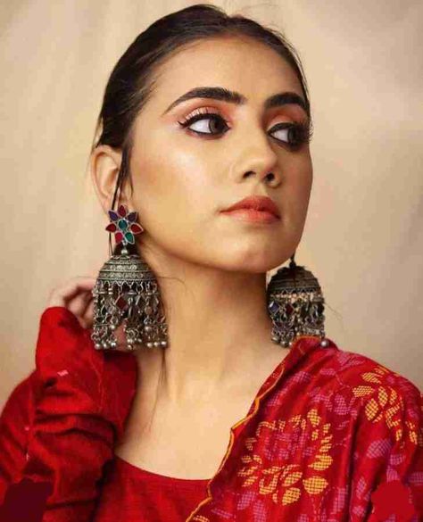 #Oxidised jewellery #Oxidised jewellery earrings #Oxidised silver jewellery #Oxidised jewellery with kurti #Oxidised jewellery on saree #Oxidised jewellery indian outfit #fashion #jwelleryset #oxidisedjwelleryset #beauty #sale #jwellery #choker #choker set #flipkart #jhumka #jhumkaearrings Oxidised Jewellery With Saree, Oxidised Jewellery With Kurti, Oxidised Jewellery Earrings, Oxide Jewellery, Big Jhumka Earrings, Partywear Earrings, Oxidised Jhumka, Earrings Oxidised, Oxidized Earrings