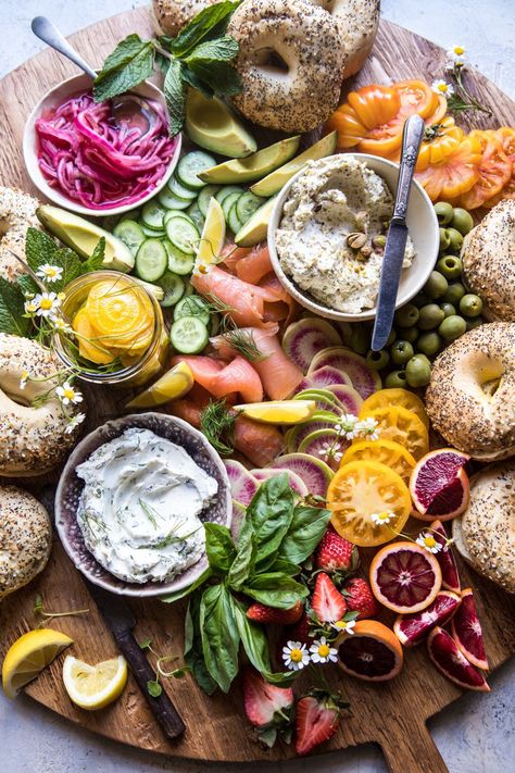 Bagel and Smoked Salmon Bar | halfbakedharvest.com #brunch #spring #mothersday #easter Things To Put On A Grazing Table, Everything Bagel Salad Half Baked Harvest, Lunch Ideas Entertaining Friends, Brunch Platter Ideas, Bagel Bar Ideas, Bagel Platter, Breakfast Buffet Recipes, Brunch Platter, Bagel Board