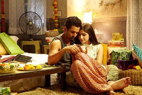 Sanam Teri Kasam Movie, Mawra Hocane, Vintage Bollywood Aesthetic, Romantic Couple Images, Bollywood Couples, Vintage Bollywood, Love Couple Photo, Movie Couples, Indian Movies