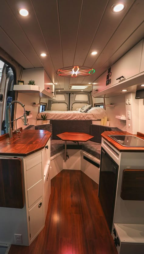 Sprinter Conversion, Bus Living, Kombi Home, Conversion Van, Van Conversion Interior, Bus House, Build A Camper Van, Van Life Diy, Campervan Interior