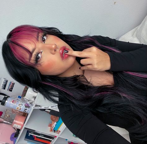 Black Hair With Dark Purple Underneath, Crazy Hair Women, Latinas With Colored Hair, Hair Color Ideas Cute, Dark Cherry Hair With Money Piece, Black Hair Pop Of Color, Latina Colored Hair, Purple Pink And Black Hair, Different Colored Bangs