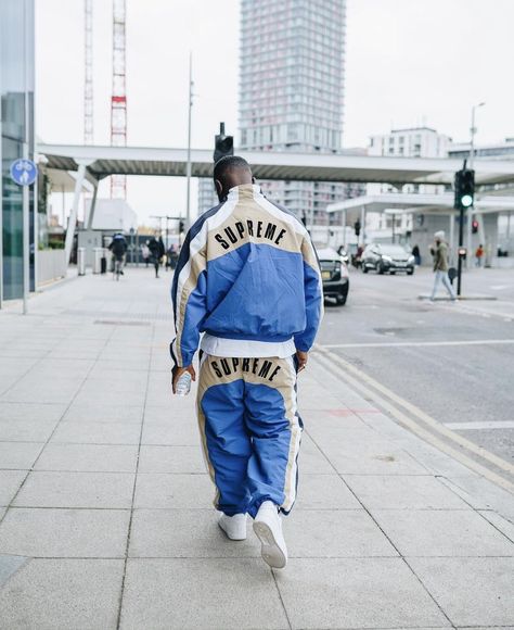 Baggy Tracksuit, Mens Tracksuit Set, Supreme Clothing, Mens Winter Fashion Outfits, White Tracksuit, Fit Pics, Tracksuit Outfit, Hype Clothing, Image Swag