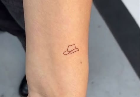 Tejana Hat Tattoo, Small Cowboy Hat Tattoos, Tiny Tattoos Cowboy Hat, Animal In Cowboy Hat Tattoo, Fineline Cowboy Hat Tattoo, Minimal Cowboy Hat Tattoo, Cowboy Hat Finger Tattoo, Cowboy Hat Stick And Poke, Cowboy Hat Line Tattoo