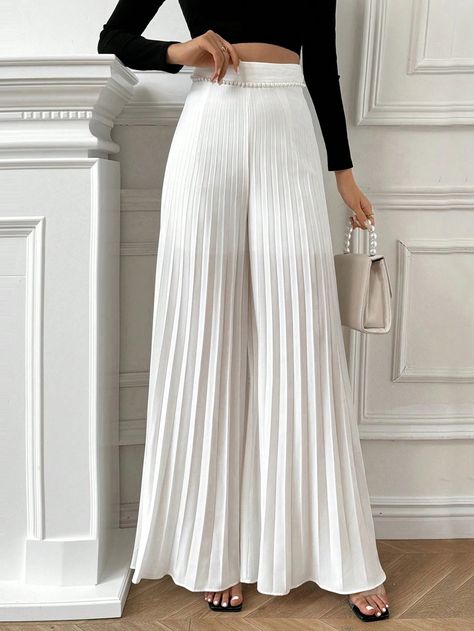 Pleated Palazzo Pants Outfits, Pleated Top Outfit, Palazzo Outfit, Casual Pearls, Palazzo Pants Outfit, Pants For Summer, Pleated Wide Leg Pants, Sheer Pants, Modern Hijab