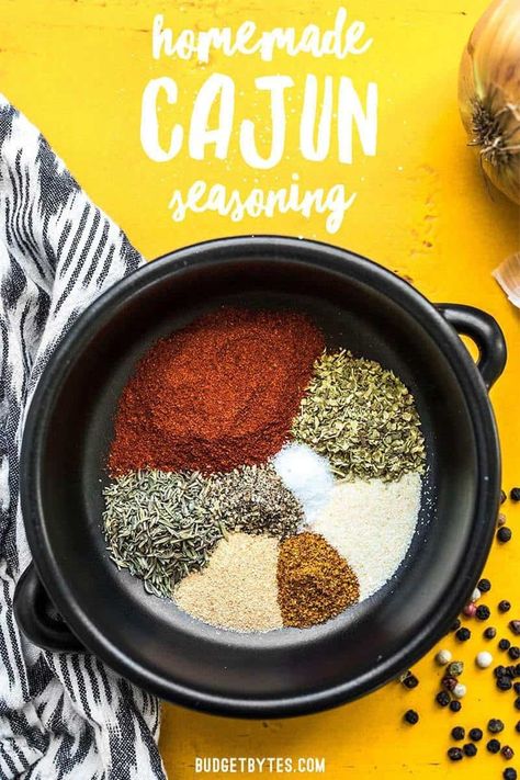 This homemade Cajun Seasoning is spicy, smoky, and will add TONS of flavor to your meat, vegetables, beans, pasta, and more. Cajun Seasoning Recipe Easy, Cajun Seasoning Recipe, Homemade Cajun Seasoning, Budget Bytes, Seasoning Recipe, Cajun Seasoning, Natural Sugar, White Stuff, Story Of My Life