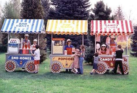 Carnival Food Stalls, Party Food Carts, Circus Party Foods, Food Booth, Circus Food, Food Tables, Vintage Circus Party, Carnival Birthday Party Theme, Circus Carnival Party