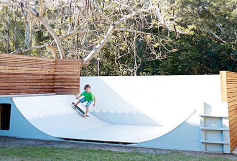 DIY Backyard Skate Ramp Patio Lighting Diy, Backyard Skatepark, Mini Ramp, Byron Bay Beach, Beach House Renovation, Skate Ramp, Terrasse Design, Backyard Diy, Large Backyard