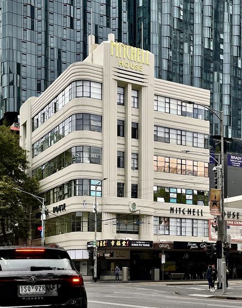 Art Deco Buildings Architecture, Buildings Reference, Streamline Moderne Architecture, Vintage Fixtures, Art Deco Houses, Googie Architecture, Art Deco Apartment, Galleries Architecture, Art Deco Hotel