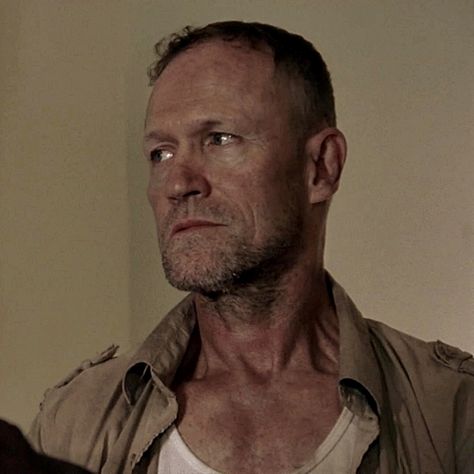 Merel Dixon, Merle Dixon Aesthetic, Twd Merle Dixon, Morgan Twd, Twd Pictures, Yondu Udonta, Merle Dixon, Doll Face Paint, Michael Rooker