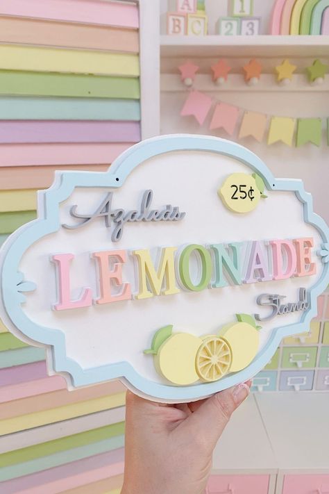 Make a charming lemonade stand sign with a laser cutter! Follow our step-by-step guide for tips, troubleshooting, and creative ideas. Perfect for summer fun! Lemonade Stand Name Ideas, Lemonade Stand Ideas, Lemonade Cart, Lemonade Stand Sign, Lemonade Stand Party, Diy Lemonade Stand, Diy Lemonade, Lemonade Stands, Lemonade Sign