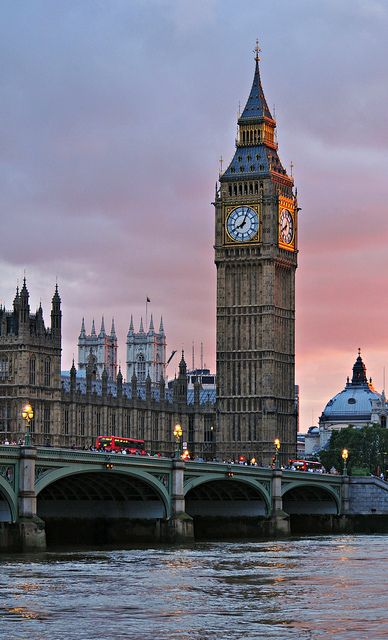 Big Ben Aesthetic, Big Ben Photography, Uk Flag Wallpaper, London Travel Photos, Uk Wallpaper, London Big Ben, London Wallpaper, Day In London, London Dreams