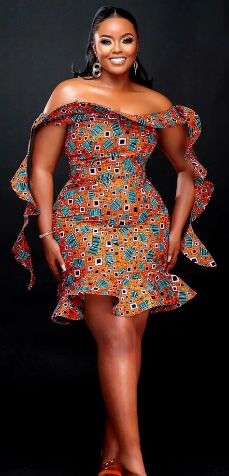 Short Kitenge Dresses Designs, Ankara Dress Designs Chic, Ankara Short Gown Dresses, Short Ankara Dress, Chitenge Dresses, African Print Styles, Chitenge Outfits, Kitenge Designs, Kitenge Fashion