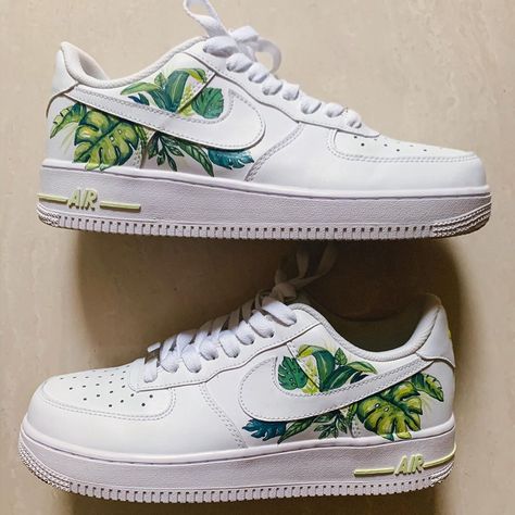 Custom Painted Nike Airforce 1, Customised Nike Airforce 1, Custom Painted Air Force 1 Ideas, Cool Painted Shoes, Airforce Painting Ideas, Custom Painted Sneakers, Af1 Custom Ideas, Nike Shoes Design, Custom Painted Shoes Ideas