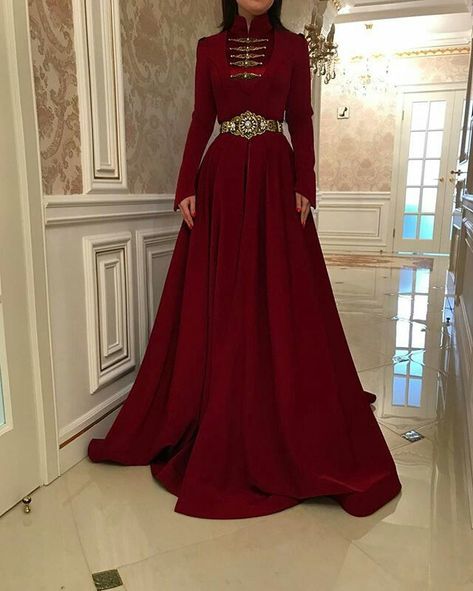 Witch Fashion, Fantasy Dresses, Couture Mode, Fantasy Gowns, Fantasy Dress, Fantasy Fashion, Fancy Dresses, Dream Dress, Pretty Dresses