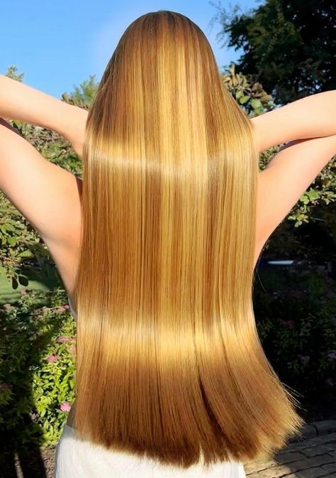 Blonde Silky Hair, Space Buns Hairstyles, Hair Styles Cute, Medium Hairs, Healthy Blonde Hair, Buns Hairstyles, Hair Styles Ideas, Long Shiny Hair, Extra Long Hair