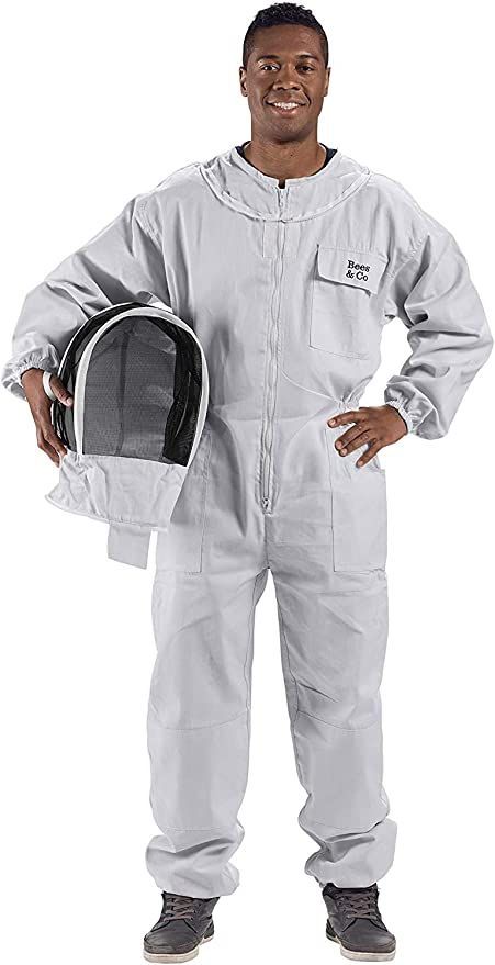 Bee Keeper Outfit, Beekeeper Costume, Beekeeping Suit, Bee Suit, Funny Morning Pictures, Bee Keeping Supplies, Homemade Halloween Costumes, Bee Keeper, Designer Suits For Men