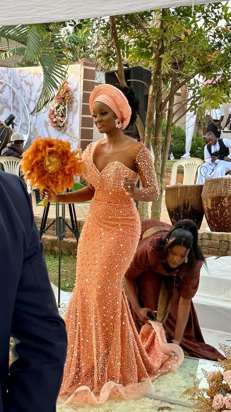 Coloured Wedding Gowns, Stone Dress Design, Traditional African Wedding Dress, Gown For Bride, Nigerian Traditional Dresses, African Wedding Dresses, Fancy Gown, Nigerian Wedding Dress, Lace Dress Classy