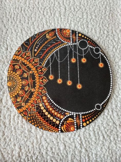 Mandala Dot Painting Pattern, Dot Painting Canvas Ideas, Dot Painting Stones, Mandala With Dots, Dot Mandala Rocks, Dotting Mandala Pattern, Dot Mandalas Pattern, Mandala Art On Stone, Dot Mandela Patterns