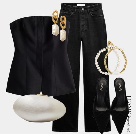 Black Strapless Top Outfit, Black Outfits Classy, Strapless Top Outfit, Black Strapless Top, Black Top Outfit, Bow Outfit, Wide Leg Jeans Outfit, Ibiza Outfits, Pearl Accessories