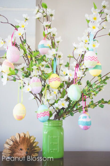 Homemade Easter Decorations, Easter Tree Diy, Diy – Velikonoce, Easter Centerpieces Diy, Diy Osterschmuck, Diy Tree Decor, Easter Egg Tree, Easter Decor Ideas, Egg Tree