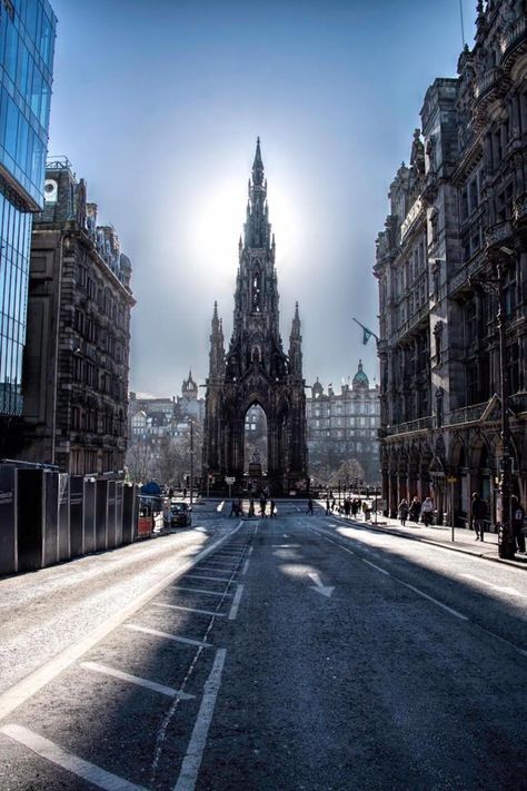 Facebook Scott Monument, Edinburgh Scotland, The Picture, Edinburgh, Big Ben, Monument, Scotland, Sun, Building