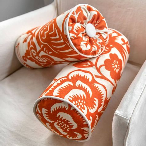 Sewing Piping, Cylinder Pillow, Sewing Cushions, Bolster Pillows, Pillow Inspiration, Tropical Prints, Bolster Cushions, Sewing Pillows, Cover Ideas