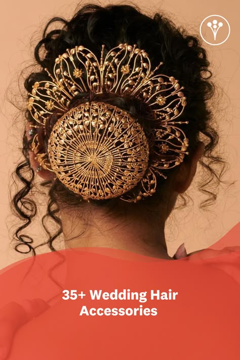 Hair Bun Jewelry Indian, Bun Accessories Indian, Long Hair Bridal Styles, Tamil Weddings, God Bharai, Hair Jewelry Diy, Hairstyles With Accessories, Indian Hair Jewelry, Indian Head Jewelry