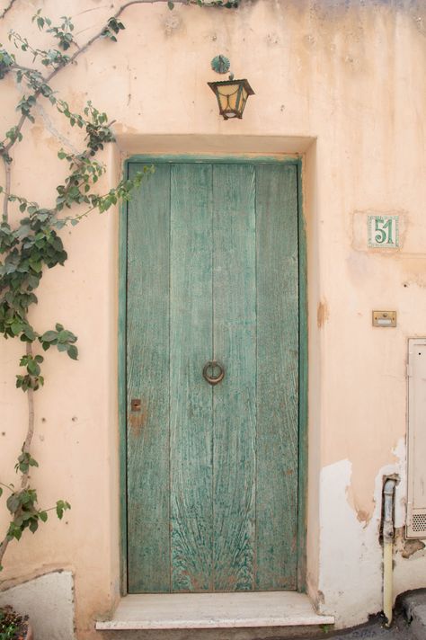 Front Door, Positano, Italy Stone House Decor, Art Pictures Ideas, Unique Front Doors, Laundry Doors, Italian Doors, Food To Try, Gorgeous Doors, Outdoor Deco, Trip To Italy