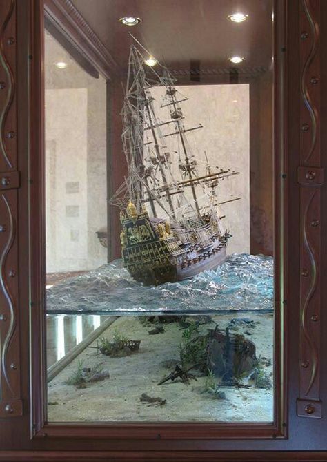 Display case/model of a tall ship at sea above sunken ships. Navi A Vela, Scale Model Ships, Model Ship Building, Wooden Ship Models, Military Diorama, Wooden Ship, Miniature Model, Tall Ships, Pirate Ship