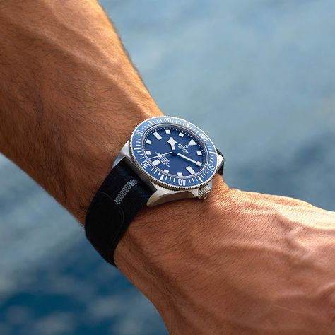 Tudor - Pelagos FXD | Time and Watches | The watch blog Pelagos Fxd, Tudor Pelagos, Oris Watches, Tudor Watches, Tudor Watch, Divers Watch, Retro Watches, The Tudor, Bezel Ring